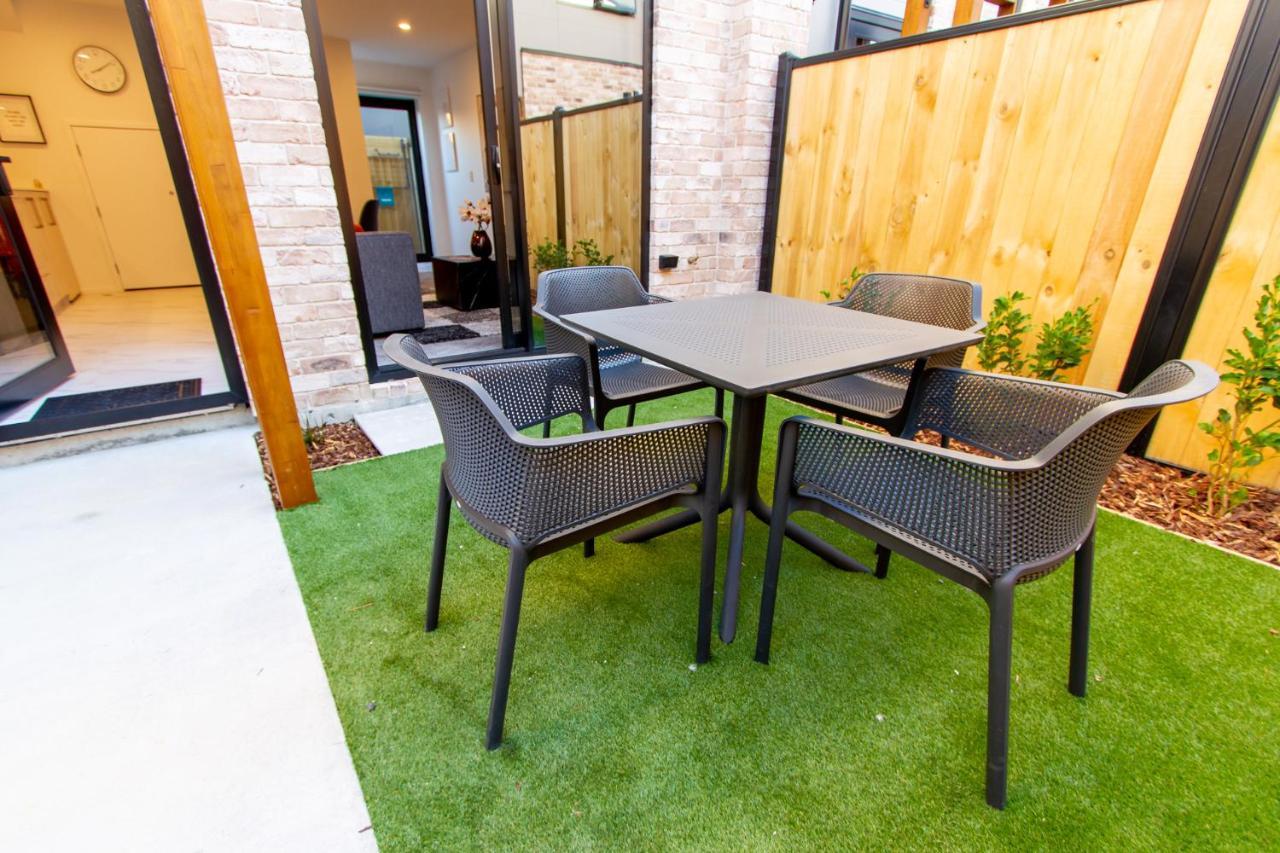 2 Bedroom Central Christchurch Hub Екстер'єр фото