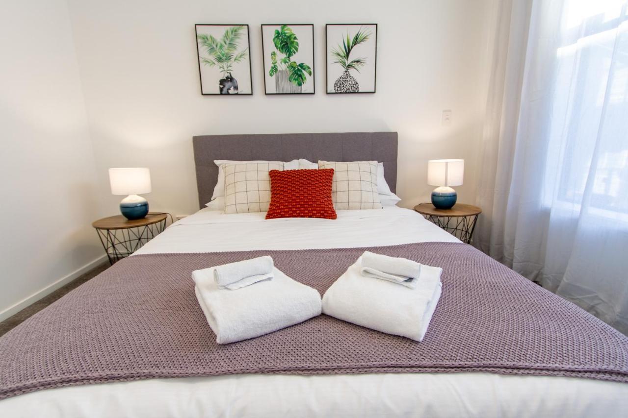 2 Bedroom Central Christchurch Hub Екстер'єр фото