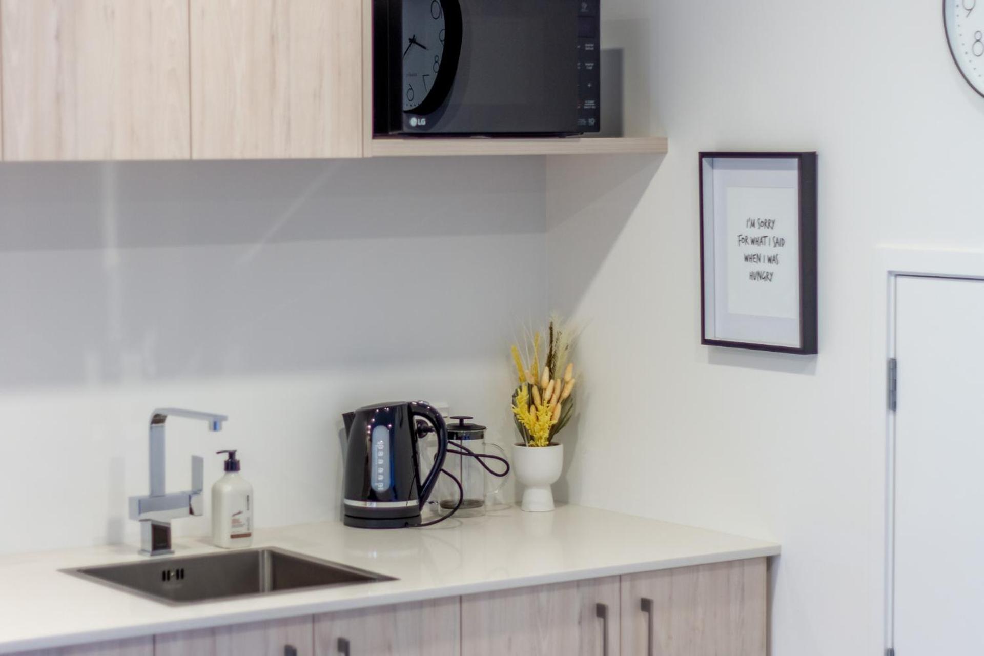2 Bedroom Central Christchurch Hub Екстер'єр фото